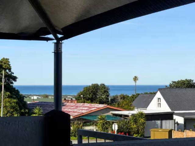 House for sale in Stilbaai, Garden Route District Municipality