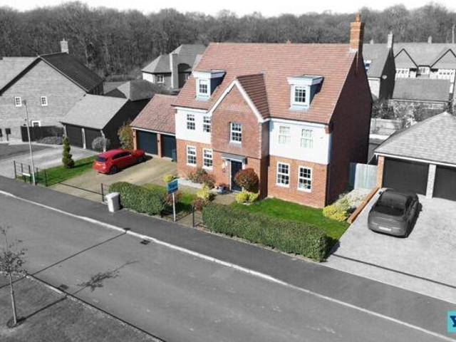 House for sale in Stoke-on-Trent