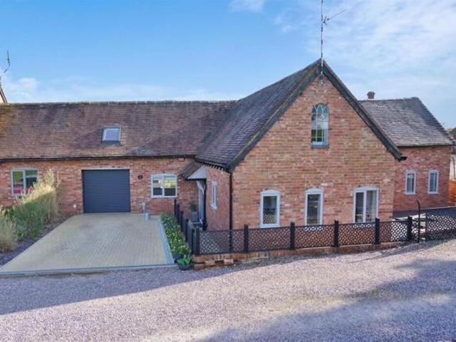 House for sale in Green Close, Warwickshire