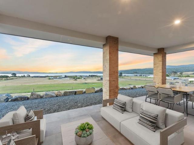 House for sale in Swan Bay, City of Launceston
