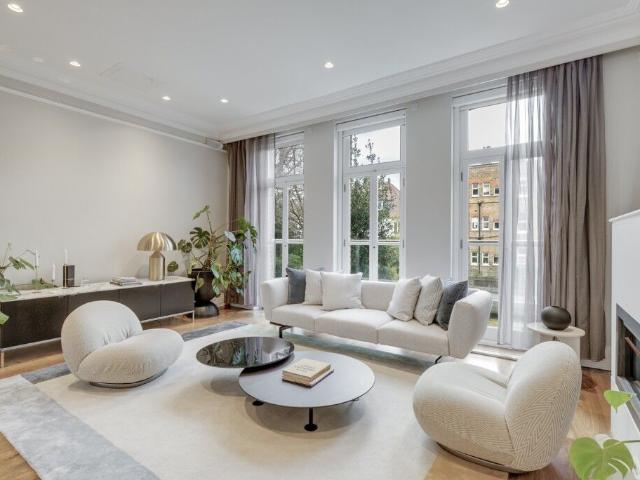 House for rent in Chalk Farm, Greater London