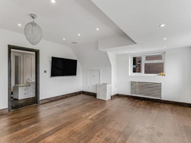 House for rent in Temple Fortune, Greater London