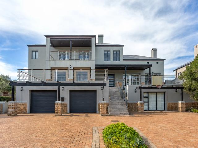 House for rent in Melkbosstrand, Western Cape