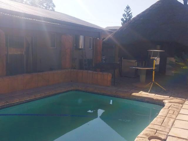 House for rent in Waterkloof, Gauteng