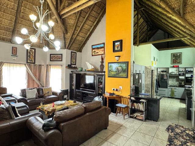 House for rent in Hartbeespoort Dam Nature Reserve, North West
