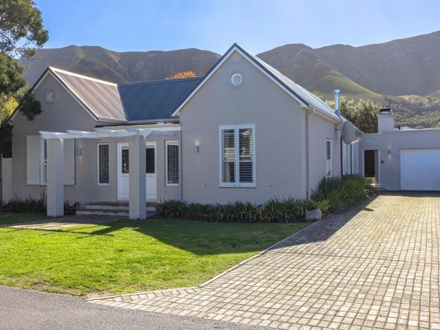House for rent in Baardskeerdersbos, Western Cape