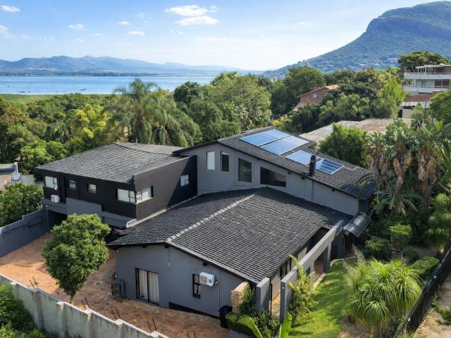 House for rent in Hartbeespoort Dam Nature Reserve, North West