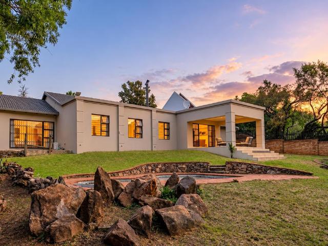House for rent in Johannesburg Ward 126, Roodepoort