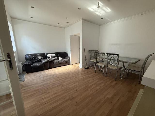 House for rent in Hillhouse, Huddersfield