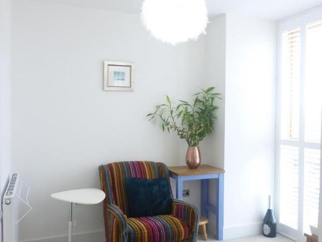 House for rent in Castle Quarter, Falcon Lodge