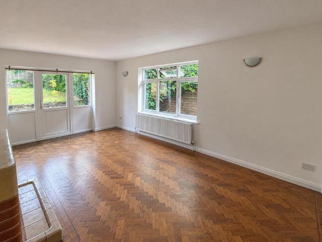 House for rent in Nork, Red Hill