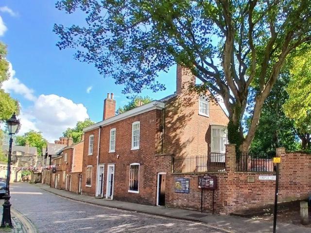 House for rent in Bede Island, Old Wharf