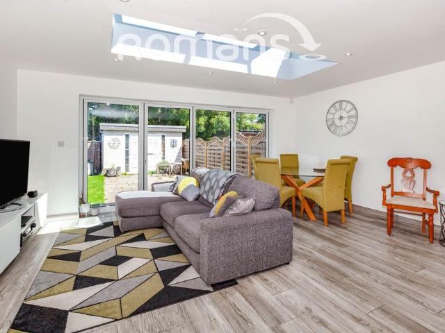 House for rent in Clewer Village, Windsor