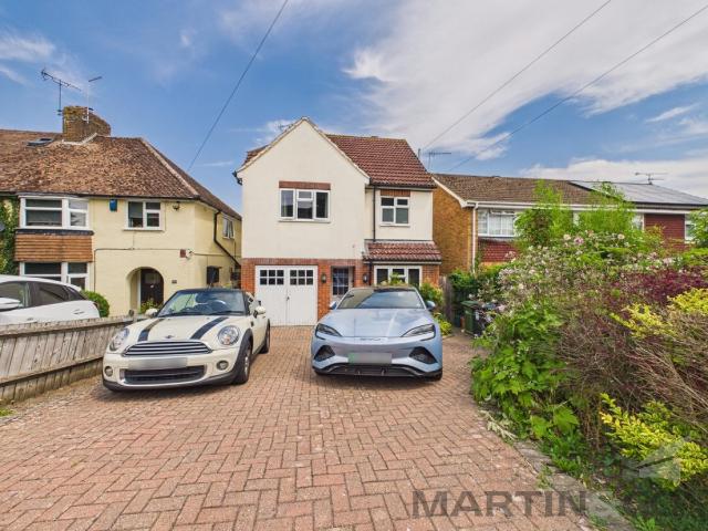 House for rent in Pouchen End, Hertfordshire