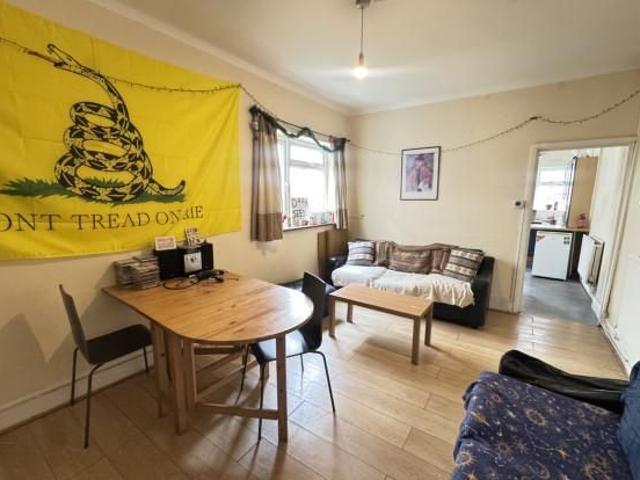 House for rent in Civic Centre, Falcon Lodge