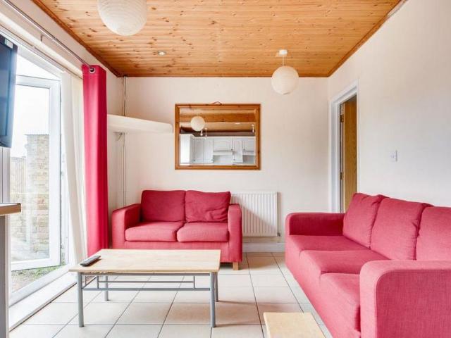 House for rent in St. Dunstan's, The Bridge