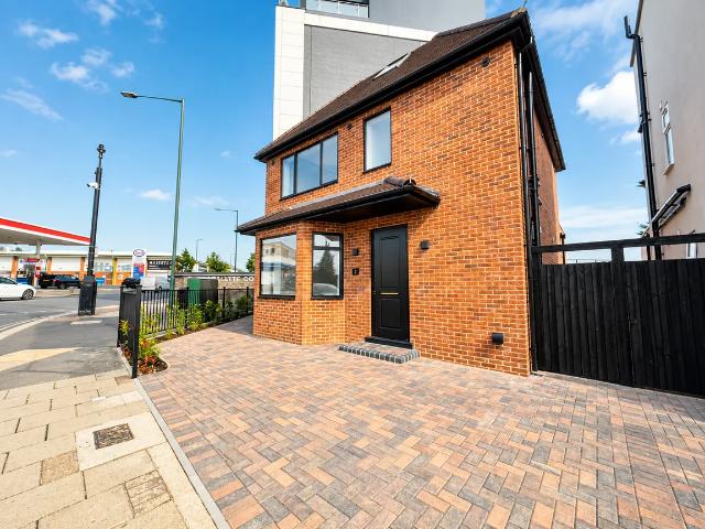 House for rent in High Barnet, Greater London