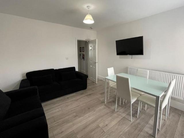 House for rent in Ermine West, Brayford