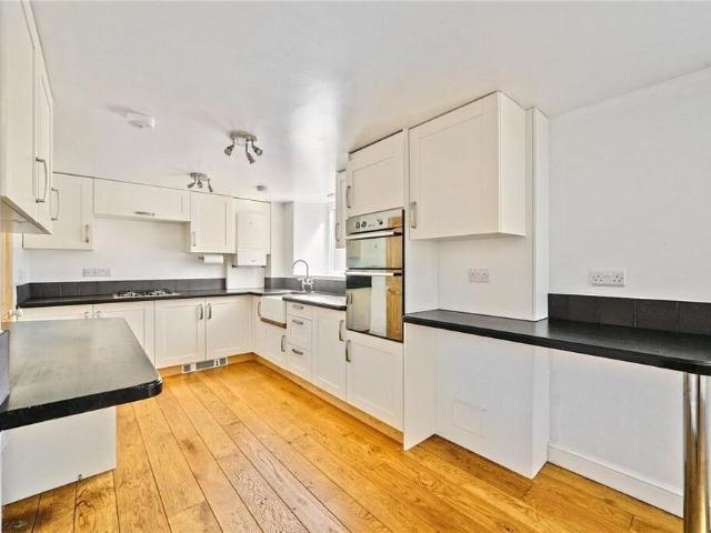House for rent in Knighton