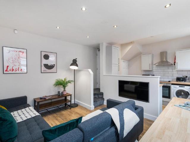 House for rent in Hyde Park, Leeds