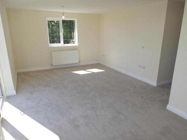 House for rent in Barton In Fabis, East Midlands
