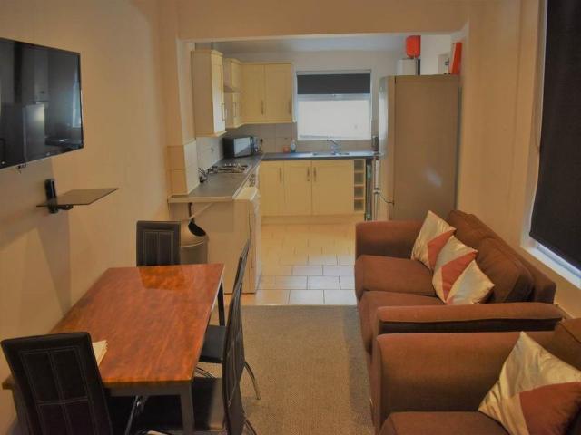 House for rent in Falcon Lodge, Wales