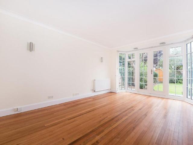 House for rent in East Sheen, Greater London