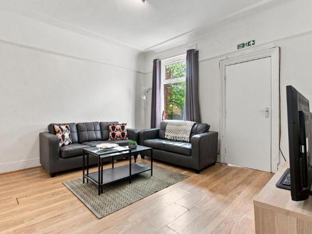 House for rent in Meanwood, West Yorkshire