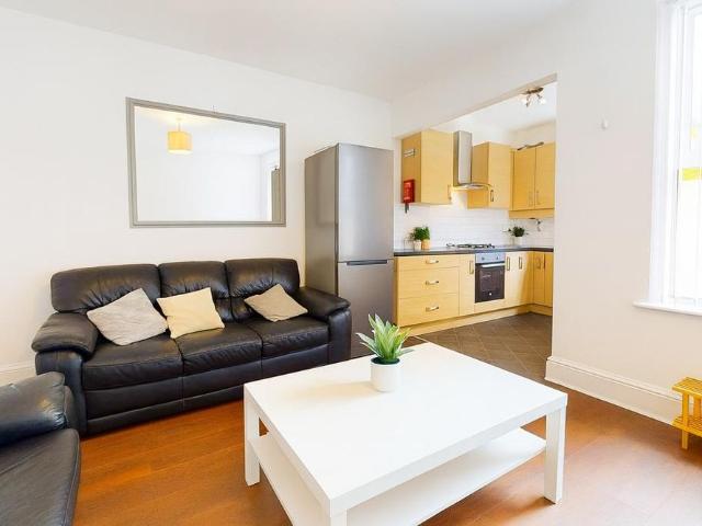 House for rent in Heeley, Isle Of Man