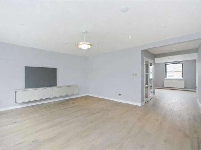 House for rent in Chalk Farm, Primrose Hill