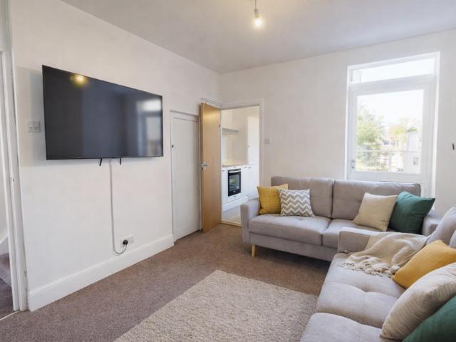 House for rent in Kingsway, Bath