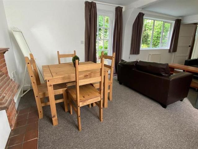 House for rent in Hales Place, The Bridge