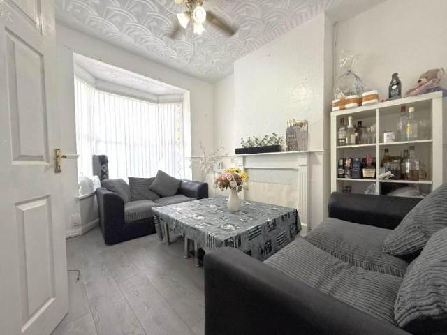 House for rent in London Borough of Croydon, Purley