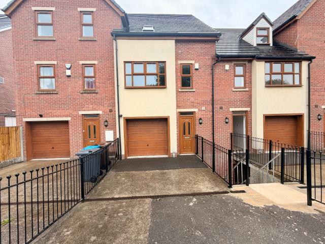 House for rent in Page Hall, Isle Of Man
