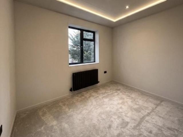 House for rent in East Barnet, Greater London
