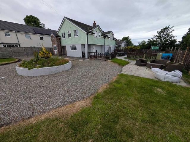House for rent in Cabus, Lancashire