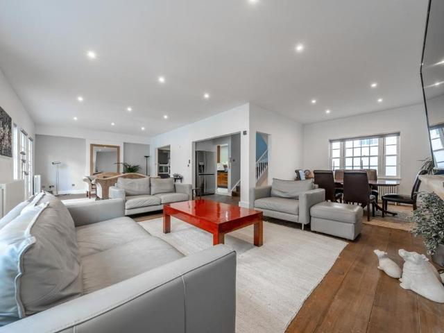 House for rent in Belgravia, Greater London