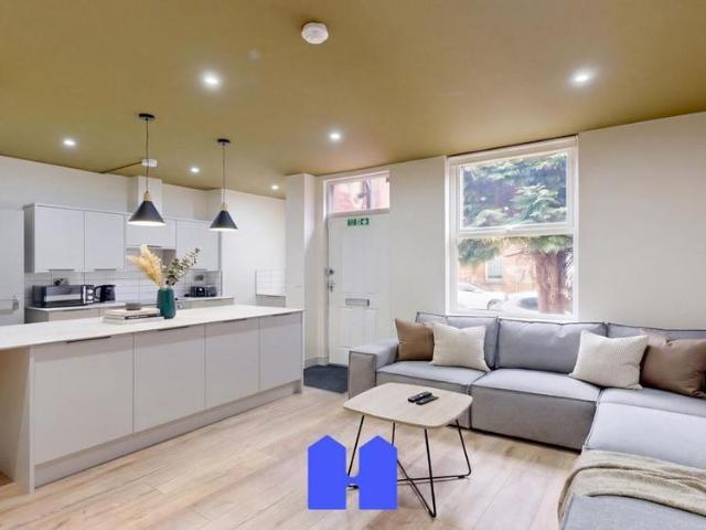 House for rent in Fallowfield, Manchester