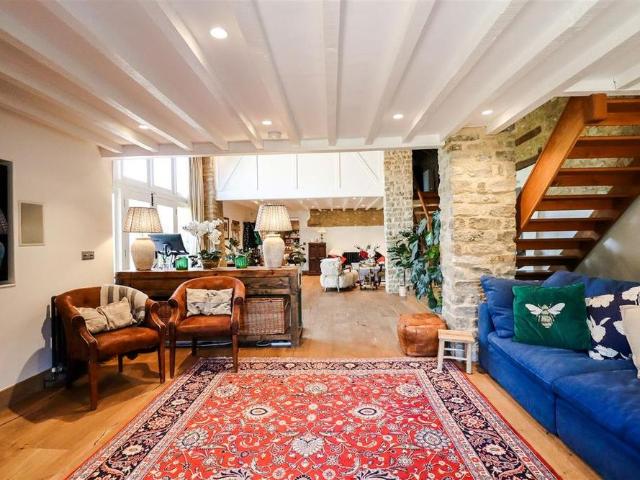 House for rent in Evershot, Oxfordshire
