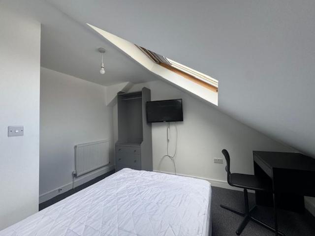 House for rent in Falcon Lodge, Wales