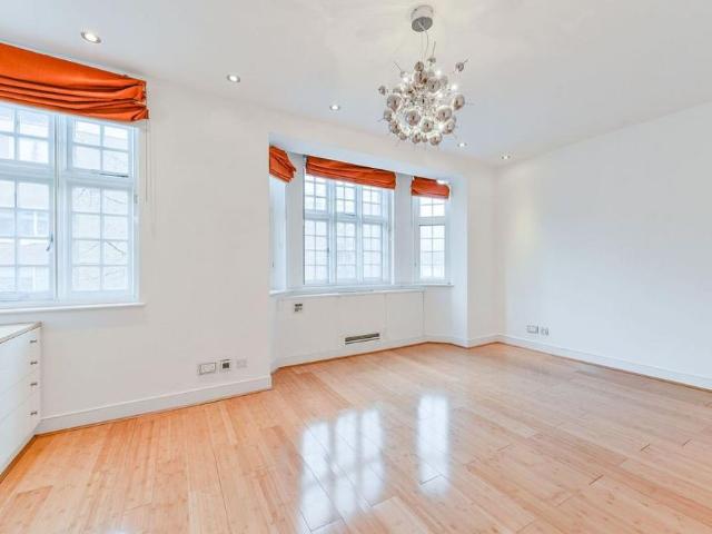 House for rent in City of Westminster, Greater London