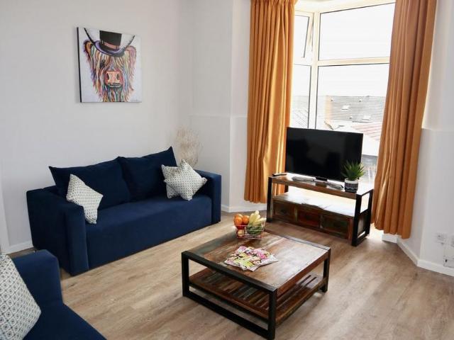 House for rent in Nangreaves, Wales