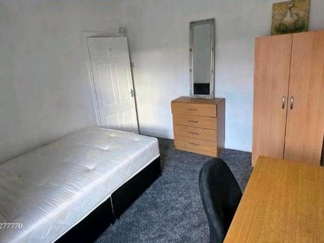 House for rent in Georgia, Greater Manchester