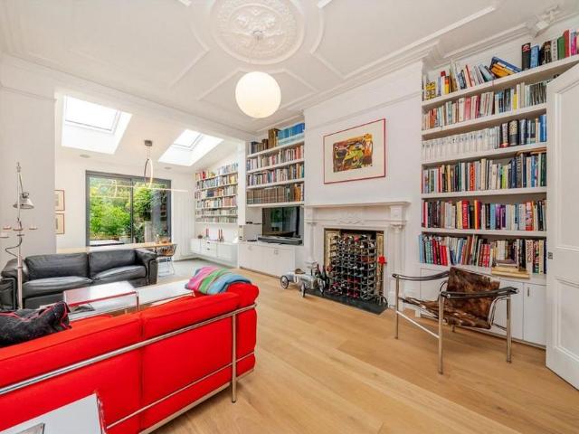 House for rent in St Margarets, Greater London