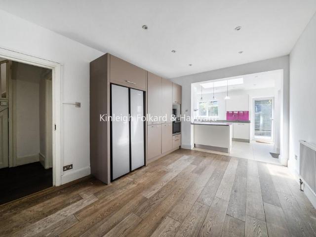 House for rent in Temple Fortune, Greater London