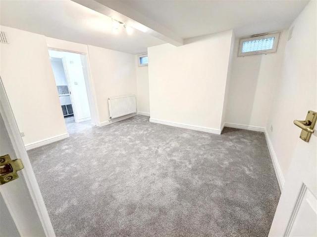 House for rent in Wolverton and Greenleys, Old Wolverton