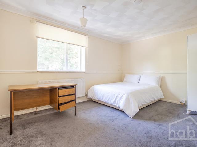 House for rent in Lakenham, East Bank