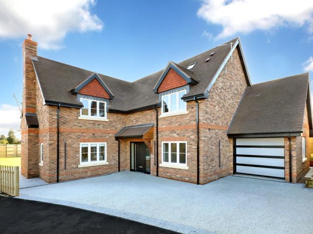 House for rent in Penn, Knotty Green