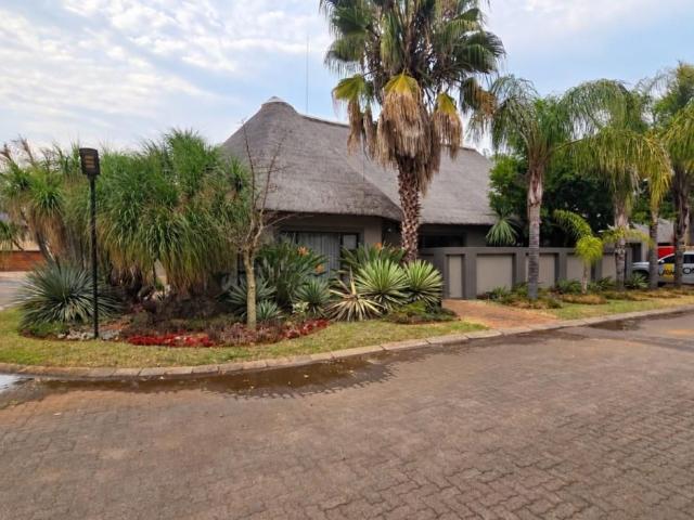 House for rent in Ifafi, Hartbeespoort Dam Nature Reserve