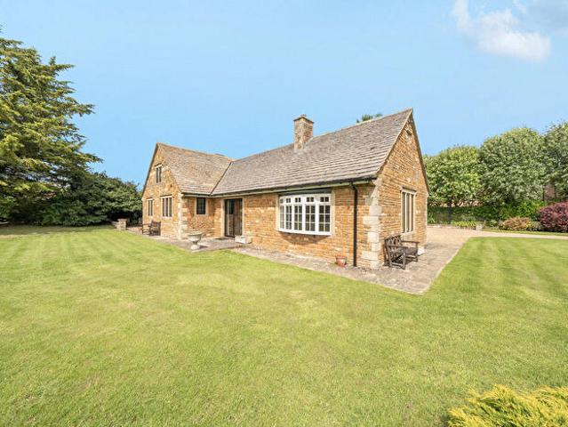 Apartment for rent in Brentingby, Leicestershire